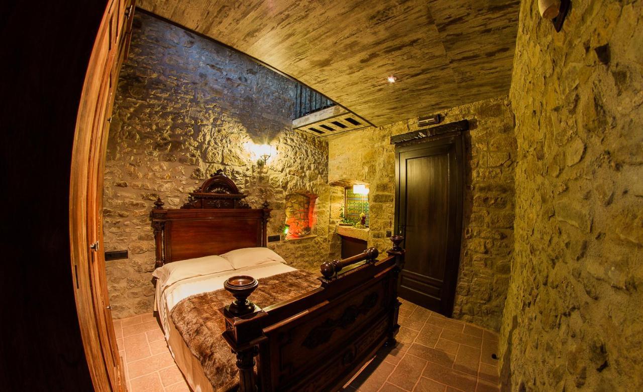 Fortaleza Medieval La Manyosa Casa de Campo *